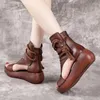Сандалии Комморе Женщины Летние римские ботинки 2023 Средние каблуки Клинки туфли дамы винтажные кожа кожа