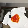 M-4XL Camiseta de diseñador Hombre Mujer Camiseta Hombre Mujer V corazón Diseñadores Camisetas Diseñador de lujo Camisa polo Top Tees Camiseta de verano Ropa de hombre