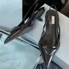 أزياء فستان أحذية جلد طبيعي Slingback مضخات عالية الكعب مسحوق وردي أكوا أبيض أسود صندل الزفاف الفاخرة الصيف مصمم حزب النعال صنادل نسائية