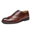 Mannen PU Leer Mode Schoenen Lage Hak Fringe Jurk Brogue Lente Enkellaarsjes Vintage Klassieke Mannelijke Toevallige LP140 211102