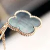 Four Leaf Clover Luxury Designer JewelryFour Grass Grey Fritillaria V Gold Plated K Rose Coat Chain Necklace Light Pendant High Edition Jewelry