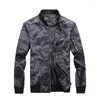 Herrenjacken Retro Camouflage Herren Dünner Mantel Winddichte Rippenhülse Reißverschlussjacke Schlanke Outdoor-Sport-Outwear Herbst Bomber Herrenbekleidung