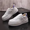 Men Shoes Rivets Sneakers Runway Flats Men Low Top Spiked Sneakers Rubber Sole Luxury Shoes Zapatos Mujer D2H34