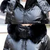 Piumino da donna Parka moda impermeabile giacca invernale europea cappotto con cappuccio cintura femminile caldo per le donne 2023 231124