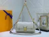 2023Hög kvalitet Senaste axelväska Luxury Designer Womens Fashion Handbag Monog Fashions Classics Handväskor Kvinnor Luxurys varumärken Crossbody Väskor