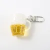 Porte-clés bière porte-clés tasse simulation boisson porte-clés pour hommes femmes sac de voiture pendentifs drôle amis cadeau fête