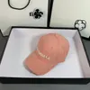 Caps de beisebol de designers de esportes Mulheres Moda Hole Casquette ao ar livre Carta de calor bordado 3D Cap