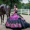 Charro Noir Quinceanera Robes Avec Motif Floral 2023 Hors Épaules Corset Robe De Bal Perlé Doux 15 Robes De Fête D'anniversaire