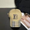 مصممي الكمموس قبعات البساطة Caps Baseball Caps خفيفة الوزن وتنفس المفتاح المنخفض والتطريز على الغلاف الجوي المتقدم التطريز هدية قبعة كاسويت الرياضية