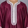 Vestuário étnico Homens Islâmicos Muçulmanos Moda Bordado Jubba Thobes Homme Marroquino Kaftan Eid Oração Manto Longo Abaya Caftan Vestido Saudita