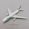 Aircraft Modle Alloy Metal Air Alitalia B777 Model samolotu Italian Airlines Boeing 777 Airways Model Diecefast Aircraft Prezenty dla dzieci 16 cm 230426