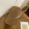 Chapeau de Couples en velours côtelé pour hommes et femmes, casquette de Baseball chaude d'hiver avec lettre D brodée, casquette à rabat pour hommes et femmes, Tide HCS325