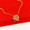 Kvinnors pendel med stjärnhjärta design 18k guld färg mode flickor bling is ut mikro kubik zirkon inlagd smyckespresent