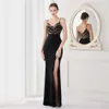 Schwarze Frauen New Elegant Velvet V-Ausschnitt bodenlangen Abendkleid Sexy Hight Slit Pailletten Party Maxikleid Vestidos