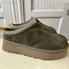 Australien Womens Boots Tazz Slippers Tasman Slipper Fur Slides Ultra Mini Platform Boot Suede Wool Blend Comfort Winter Designer Uggesh