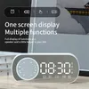 Skrivbordsklockor ser klocka Bluetooth FM Radiolarm HiFi Sound HD Mirror Screen Support TF -kort för sovrum 231124