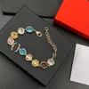 Ensembles de bijoux Collier de créateurs Bracelets multicolores pour femmes Bracelet de timbre Marque Fille Logo Collier Cadeau Romantique Amour Perle Boucles d'oreilles Accessoires