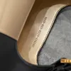 미니 백 쿠키 미니 호보 가방 검은 실크 새틴으로 장식 된 걸쇠 레이디 크로스 바디 가방 가방은 조절 식 스트랩 덕분에 손으로 운반 할 수 있습니다.