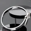 Bracelet élégant incrusté de boucle de ceinture lisse, réglable et exquis