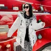 Women's Down Winter Jacket Zebra tryckt lång varm kappa 2023 tjocka huva parkor lösa kvinnor överdimensionerade quiltrockar