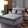 Bed Skirt Adult 3Pcs European Spreads Cover Set Luxury Embroidery Ruffle Quilt For Home