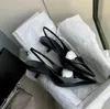 Sandali in pelle spazzolata a triangolo di lusso Scarpe da donna Décolleté con cinturino posteriore Calzature di lusso Abito da sposa con tacchi alti da donna 35-40