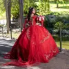 Czerwony brokat kryształowa cekinowa suknia balowa quinceanera sukienki z aplikacji na ramię koronkowe koraliki z peleryną gorset vestidos de 15 ano