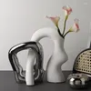 Vaser Specialformad färgkontrast Tvådelar Set Ceramic Vase Modern Creative Art Flower Arrangement Home Decoration Ornament