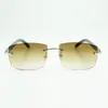Les lunettes de soleil Buffs 3524032 sont livrées avec un nouveau matériel c qui est des pattes plates en corne de bœuf mélangées pures