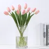 Decorative Flowers Artificial Tulips Flower For Home Decoration Soft Touch Fake Bridal Hand Living Room Table Wedding Decor