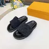 6-Slipper Designer Slides Women Sandals Pool Pillow Heels Cotton Fabric STRAW CASIAL STALPERS FÖR VÅR- OCH HASTNA FLAT COMFORT MULES POLLED FRAMT REP SHOE SHOE