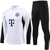 22 23 24 Bayern München Tracksuit Soccer Jerseys 2023 2024 de Ligt Sane Jersey Football Shirt Hernandez Goretzka Gnabry Camisa de Futebol Kimmich Men Kids Kits Kits