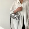 2023 New Evening Bags 유행 가을과 겨울 핸드백 패션 단순한 숄더 여성 메신저 가방 어머니 가방 2 피스 세트
