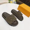 6-Slipper Designer Slides Women Sandals Pool Pillow Heels Cotton Fabric STRAW CASIAL STALPERS FÖR VÅR- OCH HASTNA FLAT COMFORT MULES POLLED FRAMT REP SHOE SHOE