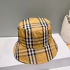 bucket hat Classic striped plaid designers hats luxury sunshade men and women Elegant charm fashion trend Casual four Seasons gift summer hat Classic timeless