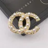 20style Luxurys Desinger Brooch Women Women Rhinestone Pearl Letter Stup