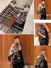 2023 New Designer Scarf Luxury Scarf Designers Letter Design Iron Match Letter Christmas Gift Scarf Soft Comfortable Versatile Style Designs Fashion190X70CM