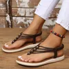 Sandaler pärlstav tunna remmar bohemiska remmiga kvinnors sommarstiftstrandstrand
