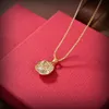 Hot Quality Designer Classic Pendant Necklaces Women Gold Letter V Necklace Valentinolies Luxury Design Jewelry ah1b