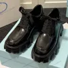 Tasarımcı Loafers Monolith Lefu Ayakkabı Tasarımcı Kadınlar Düz Ayakkabı Monolit Deri Dilek Yukarı Ayakkabı Üst Kısmedik Önlük ve Emaye Gözleri