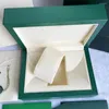 Uhrenboxen Hochwertige grüne Box mit luxuriösem, elegantem Leder-Holzuhrengehäuse mit Mikrofaserkissen in der Verpackung