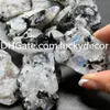 Morceaux de cristal de Quartz de pierre de lune naturelle brute irrégulière décor de spécimen avec plaque de pierre précieuse brute de tourmaline incroyables roches minérales de feu bleu guérison lots en vrac de mine de terre