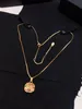 Heiße Qualität Designer Klassische Anhänger Halsketten Frauen Gold Buchstabe V Halskette Valentinolies Luxus Design Schmuck ah1a