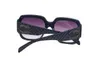 Les lunettes de soleil à monture large Retro Casual Classic 7790 conviennent aux hommes et aux femmes avec des lunettes de soleil élégantes et sophistiquées