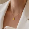 Chaînes Collier Pour Femmes Mode Ovale Rose Médaille Anti-décoloration En Acier Inoxydable Cadeaux Auto Ami Petite Amie Anniversaire