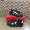 Дизайнер Feragamo S MJHHY Sneakers Shoes Fashion Leather New Daily Casual с высоким вышившим качеством MX MENS IQUR 1JV8 LUXURY 5NT4 MMIP