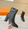 2024 Nowe buty dla projektantów damskich luksusowy komfort Delikatna gumowa podeszwa skórzana skórzana kostka Buty mody 35-41