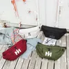 Totes stor kapacitet kvinnor midjeväska duk stor fanny pack lysande unisex bälte väska hip hop crossbody bröstsäckar mode banan handväska