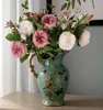 Vaser europeisk keramisk vas handmålade spurvblommor dekorativa västra restaurang skrivbord blommor retro hem dekoration3503192