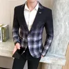 Costumes pour hommes Printemps Blazer à carreaux pour hommes Mode Casual Slim Suit Jacket Banquet Wedding Party Club Dress Vêtements pour hommes